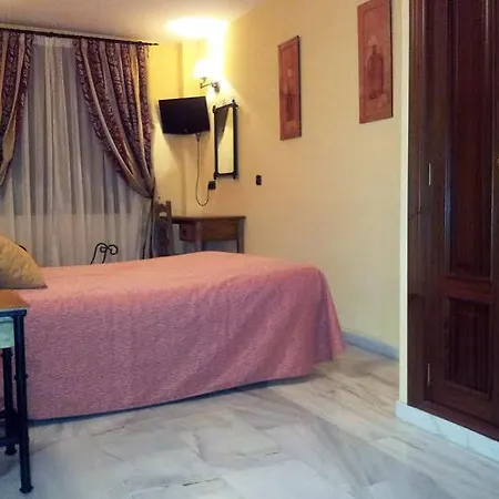 Averroes Готель 3*