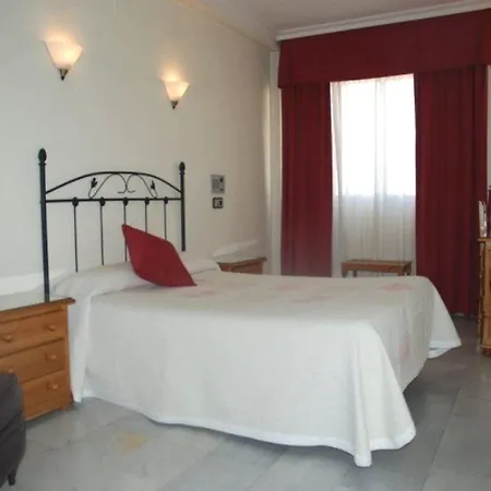 Hotel Averroes 3*