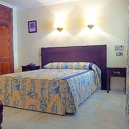 Averroes Hotel