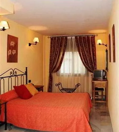 Averroes Otel Cordoba