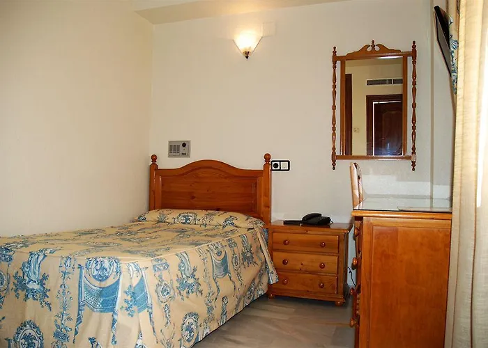 Averroes Hotel Cordova