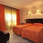 Averroes Otel