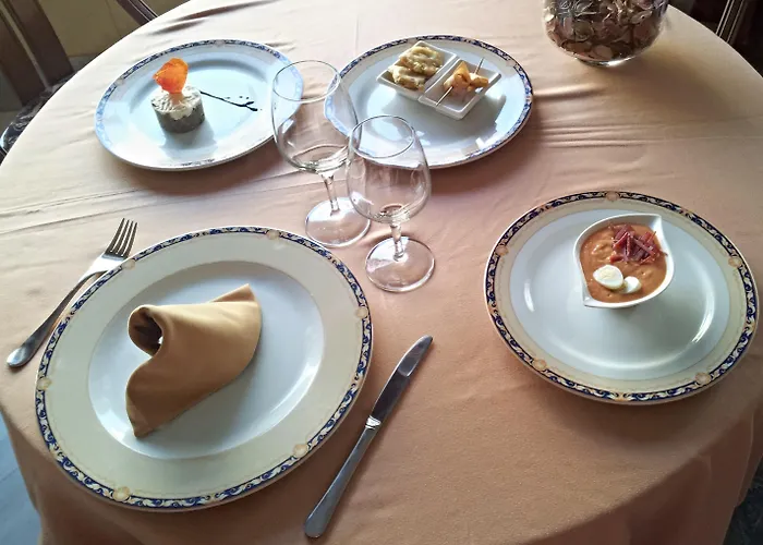 Averroes Готель